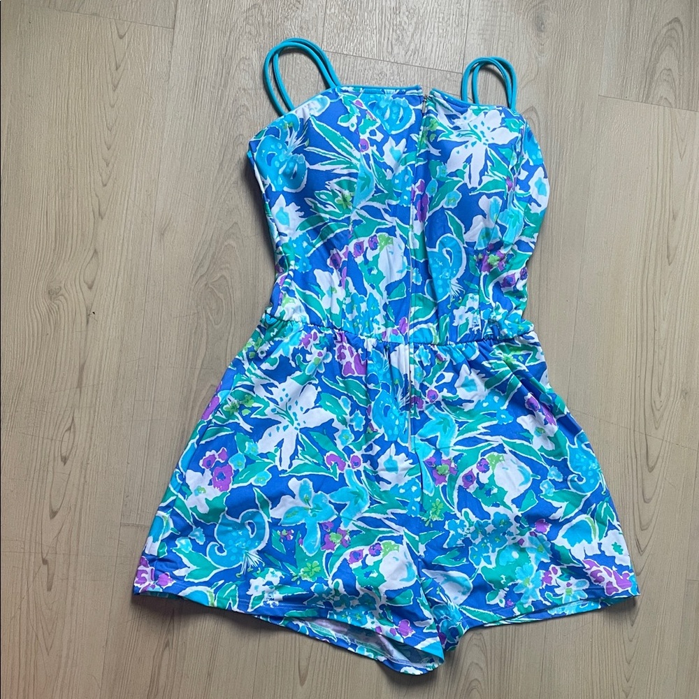 Sea Waves One Piece Swimsuit / Spandex